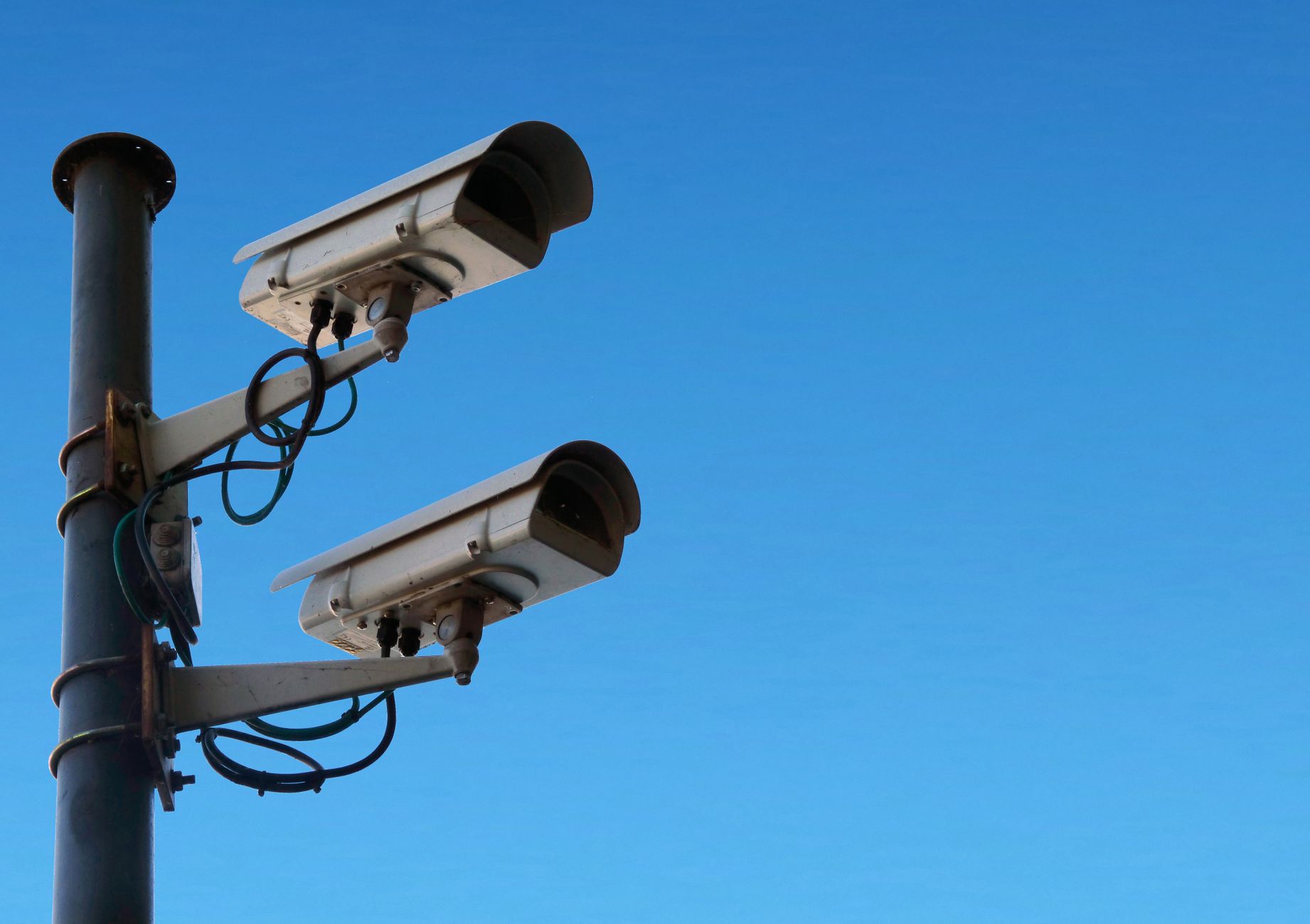 Are Hidden Cameras Legal at Home? A Region-by-Region Guide (US, UK, SG, MY, AU, HK)